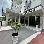Star & Restaurant شقة غوليم