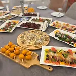 Star & Restaurant * غوليم