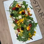 Star & Restaurant غوليم