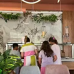 شقة Star & Restaurant