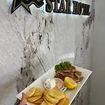 Star & Restaurant