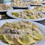 Star & Restaurant شقة غوليم