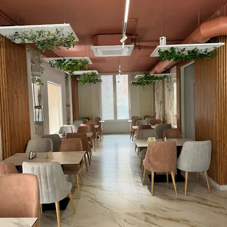 公寓 Star & Restaurant *