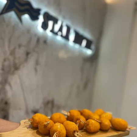 Lejlighed Star & Restaurant *