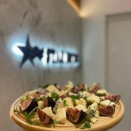 Star & Restaurant Lejlighed *