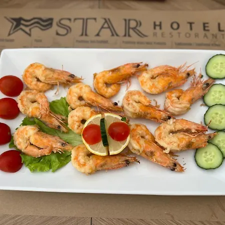 Star & Restaurant 公寓