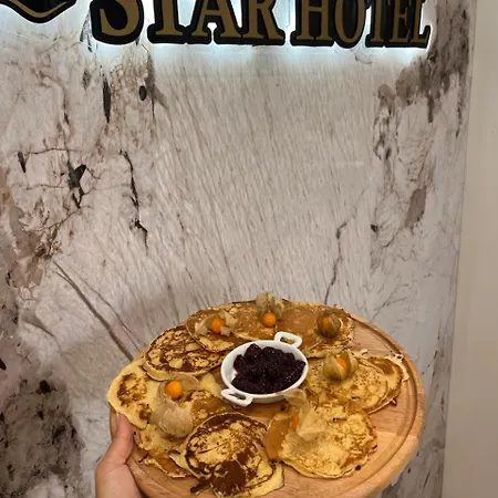 Star & Restaurant 公寓