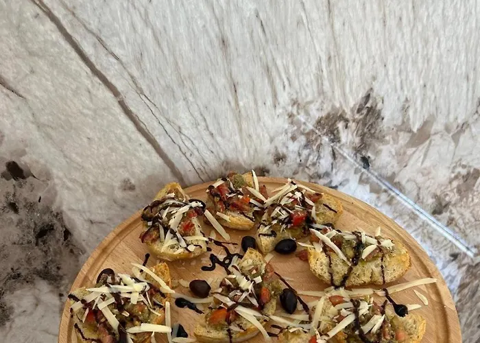 Star & Restaurant * גולם