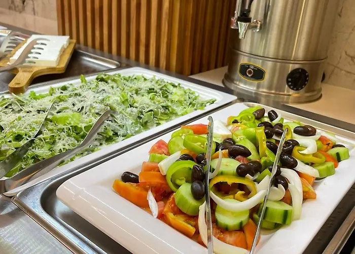 Star & Restaurant דירה