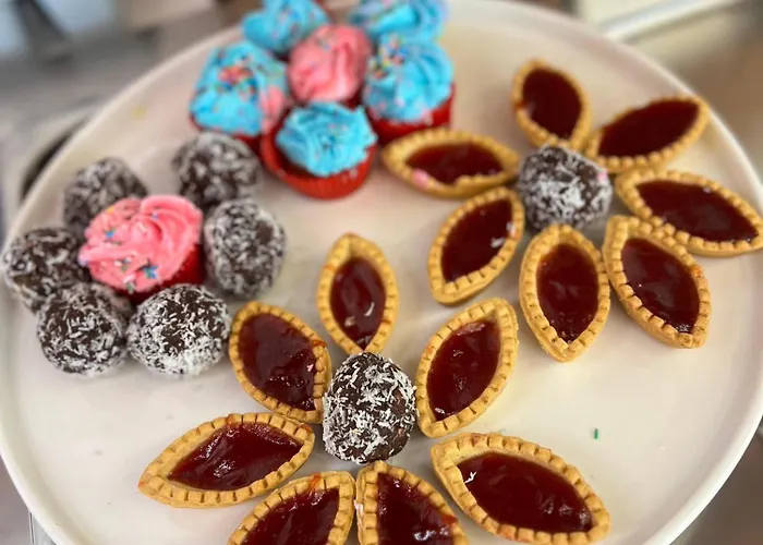 Star & Restaurant דירה *