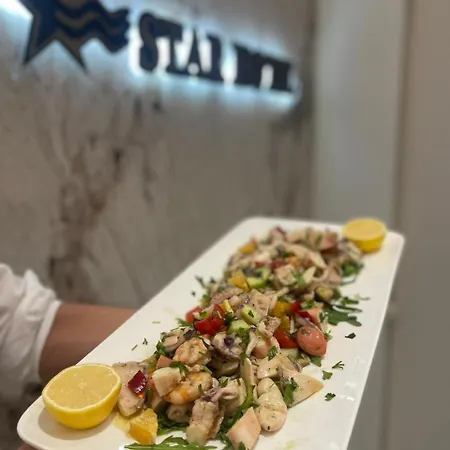 Star & Restaurant Apartment Golem (Tirana)