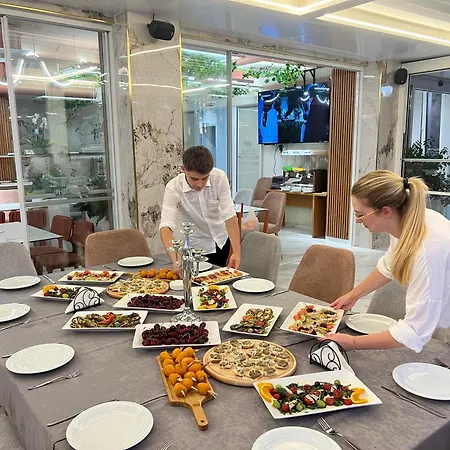 Apartamento Star & Restaurant Golem (Tirana)