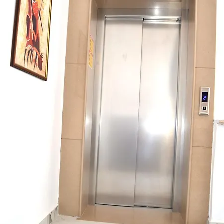 Star & Restaurant Apartamento *