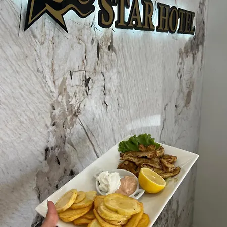Star & Restaurant