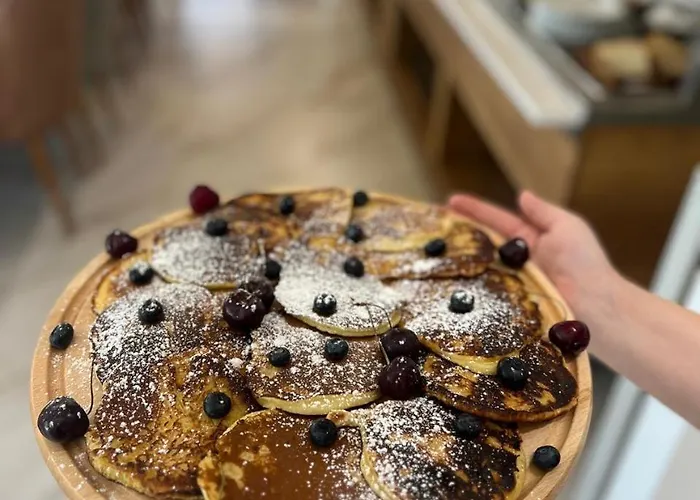 アパート Star & Restaurant ゴーレム