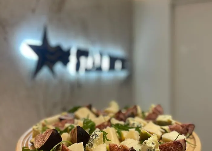 Star & Restaurant Daire *