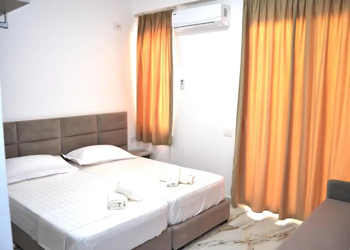 Star & Restaurant Daire