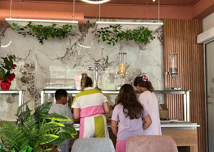 Daire Star & Restaurant