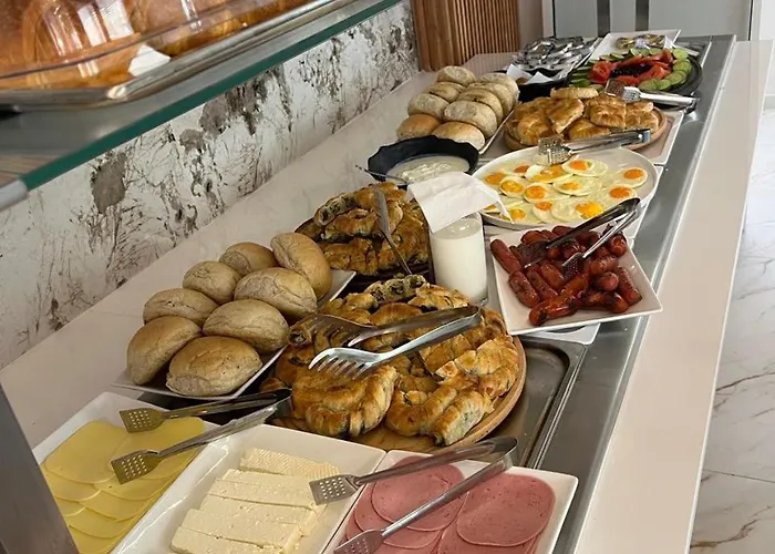 Daire Star & Restaurant